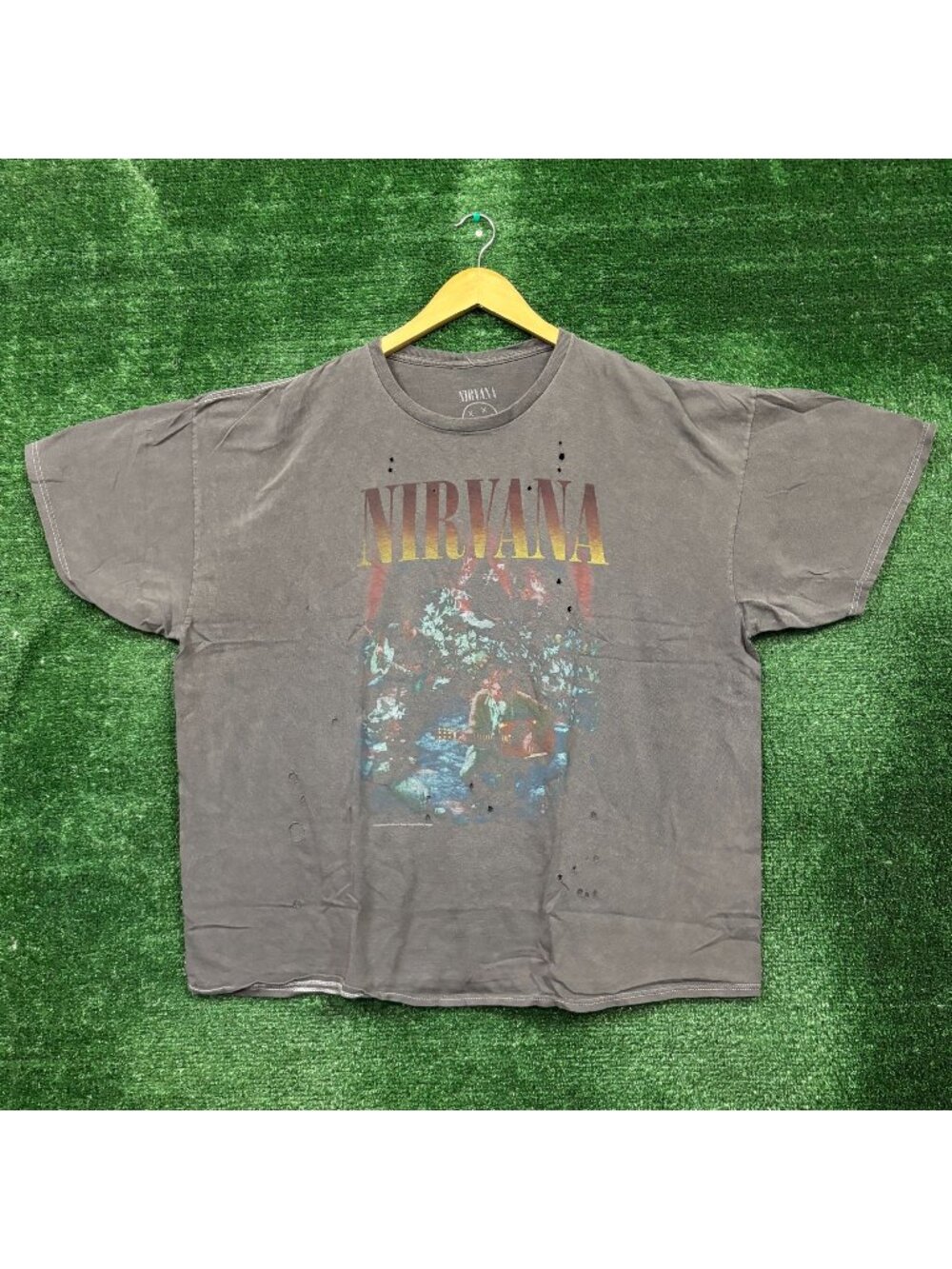 Nirvana MTV Unplugged in New York Grunge Band Distressed T-Shirt Size One Size